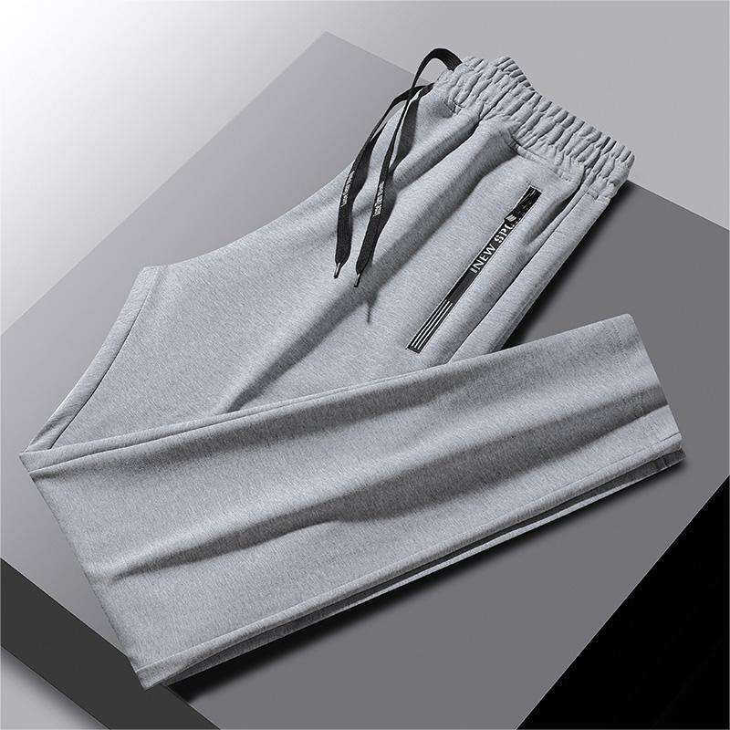 Men's 2-pack straight-leg sports sweatpants, featuring exquisite embroidered zipper pockets and embroidered drawstrings.