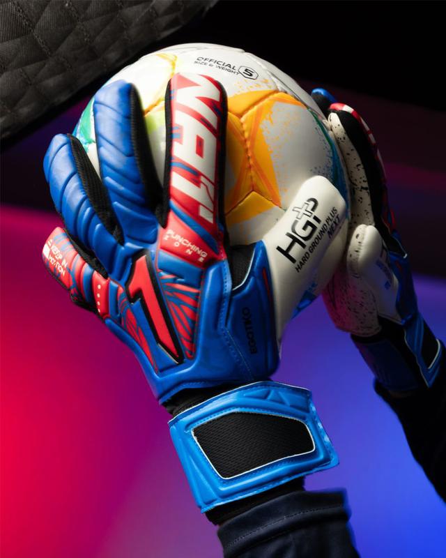 Rinat Egotiko Vengador Turf Goalkeeper Glove