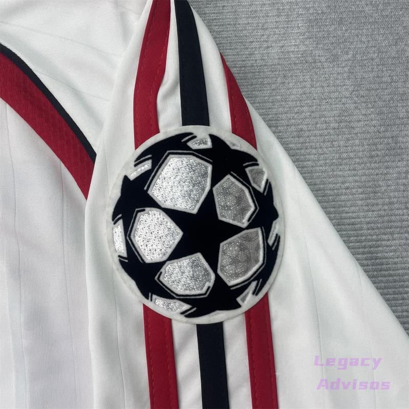 06 07 Away Retro Soccer Jersey KAKA 22# Fan Edition Long Sleeve Jersey White Red