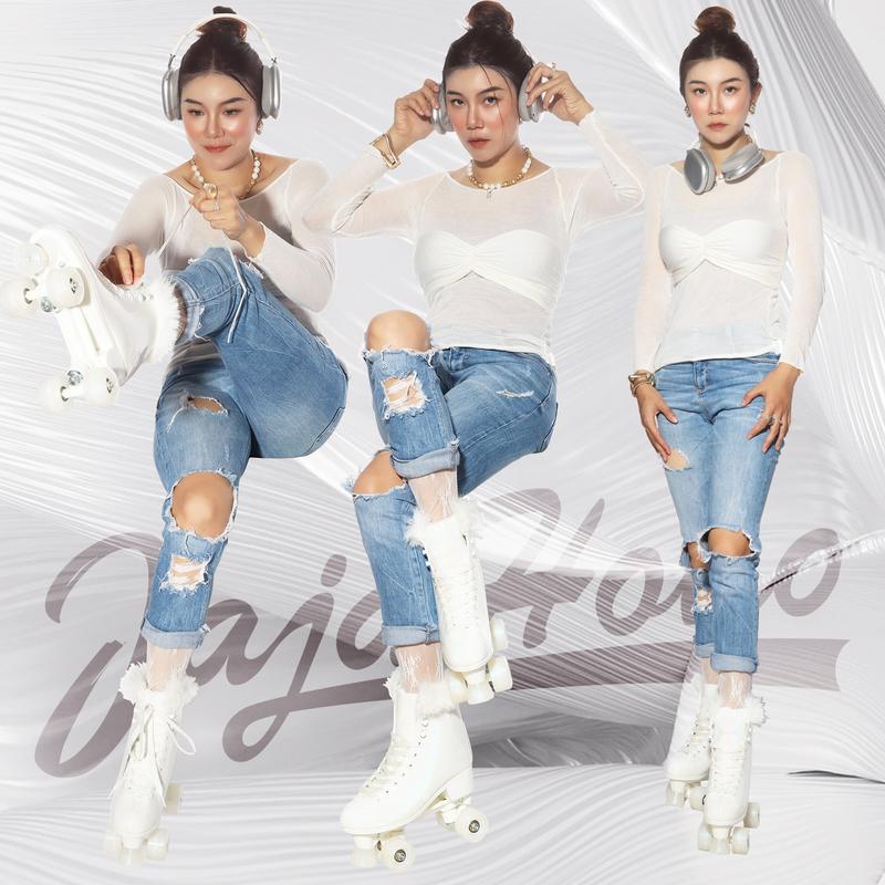 JajaHoho Roller Skates for Women, White Holographic High Top PU Leather Rollerskates, Shiny Double-Row Four Pearl Giltter Wheels Quad Skates for Girls and Age 8-50 Indoor Outdoor (White Swan)