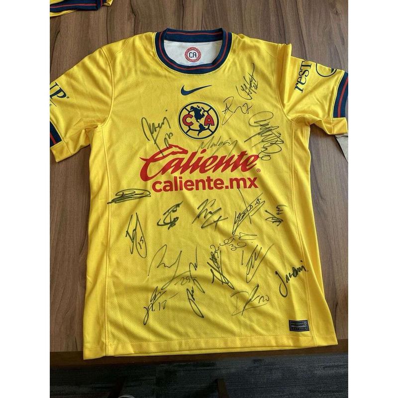 Club America 2024 25 Home Soccer Jersey Size M Signed By The Whole Squad