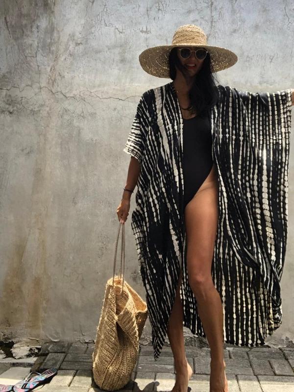 Plus Size Tie Dye Print Belted Kimono, Boho Batwing Sleeve Open Front Cover Up Dress, 2024 Curve Bathing Suits, Women's Clothes for Beach Holiday