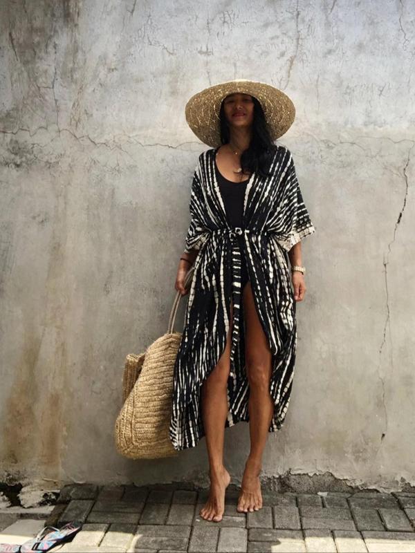 Plus Size Tie Dye Print Belted Kimono, Boho Batwing Sleeve Open Front Cover Up Dress, 2024 Curve Bathing Suits, Women's Clothes for Beach Holiday