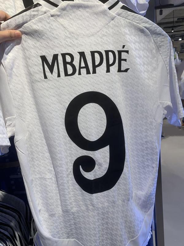 2024-25 Mbappe football jersey New fan version breathable soccer jersey comfortable short sleeved